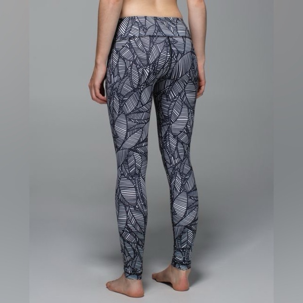 Lululemon Wunder Under Pant *Full-On Luxtreme Pretty Palm Black Angel Wing 4 - Picture 11 of 16